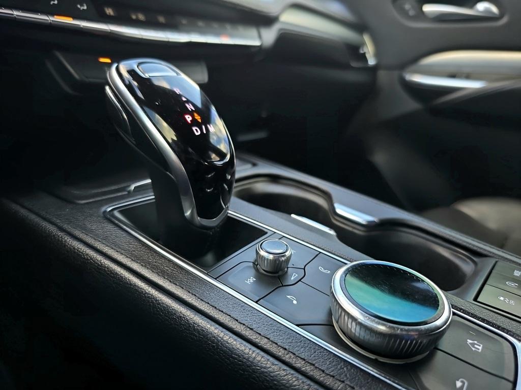 used 2022 Cadillac XT4 car, priced at $22,579