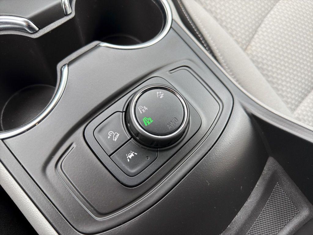 used 2024 GMC Terrain car, priced at $21,116