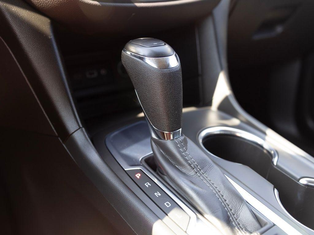 used 2021 Chevrolet Equinox car, priced at $19,899