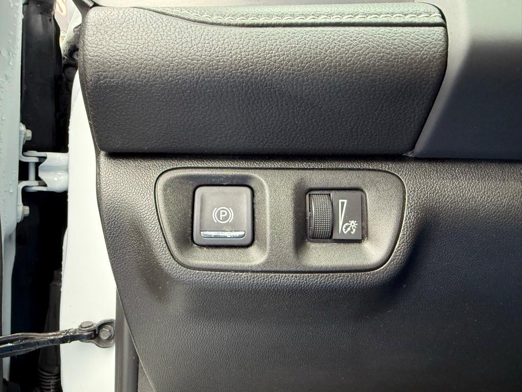 used 2023 GMC Acadia car, priced at $25,887