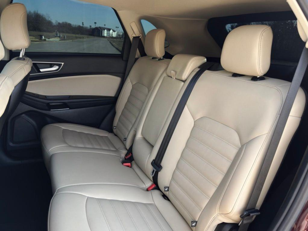 used 2021 Ford Edge car, priced at $16,987