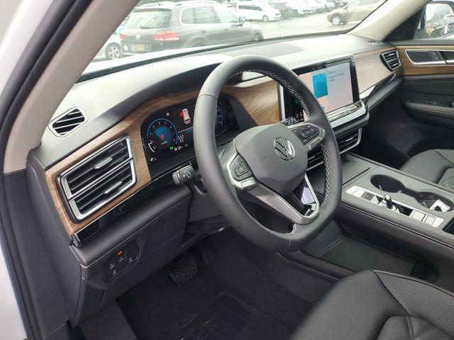 new 2026 Volkswagen Atlas car, priced at $39,354