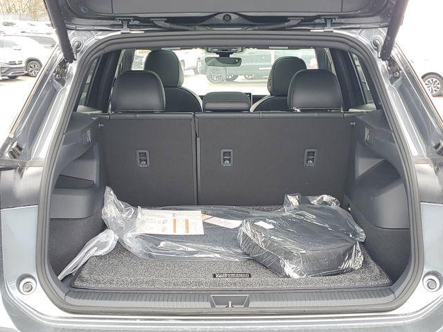 new 2026 Volkswagen Tiguan car, priced at $37,337