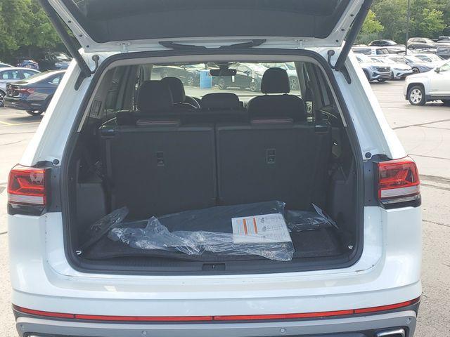 new 2026 Volkswagen Atlas car, priced at $45,054