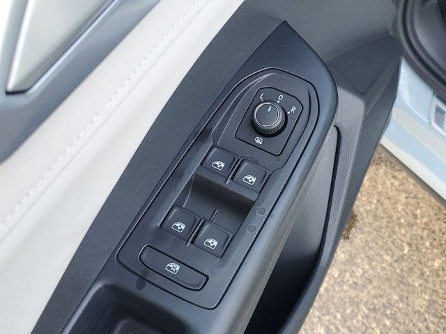 new 2026 Volkswagen Taos car, priced at $32,492