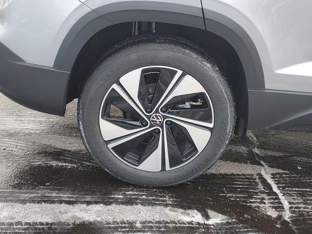 new 2026 Volkswagen Taos car, priced at $33,924