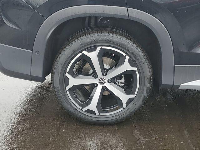 new 2026 Volkswagen Tiguan car, priced at $37,897