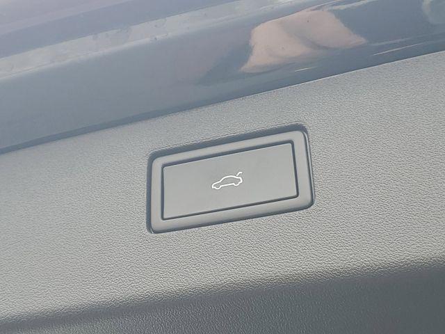 new 2026 Volkswagen Tiguan car, priced at $37,897