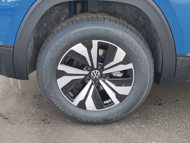new 2026 Volkswagen Atlas car, priced at $41,092