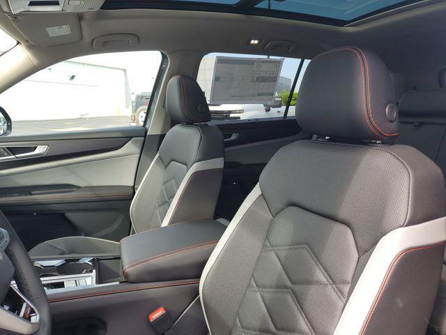 new 2026 Volkswagen Atlas car, priced at $46,628