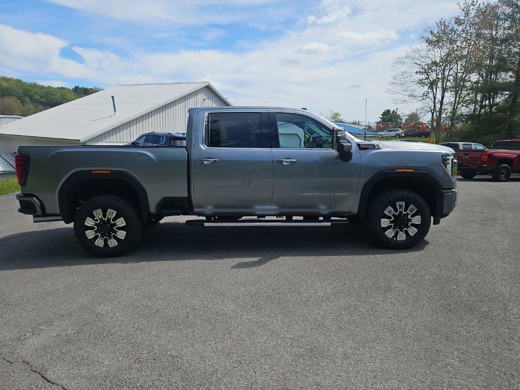 new 2026 GMC Sierra 3500 car, priced at $85,400