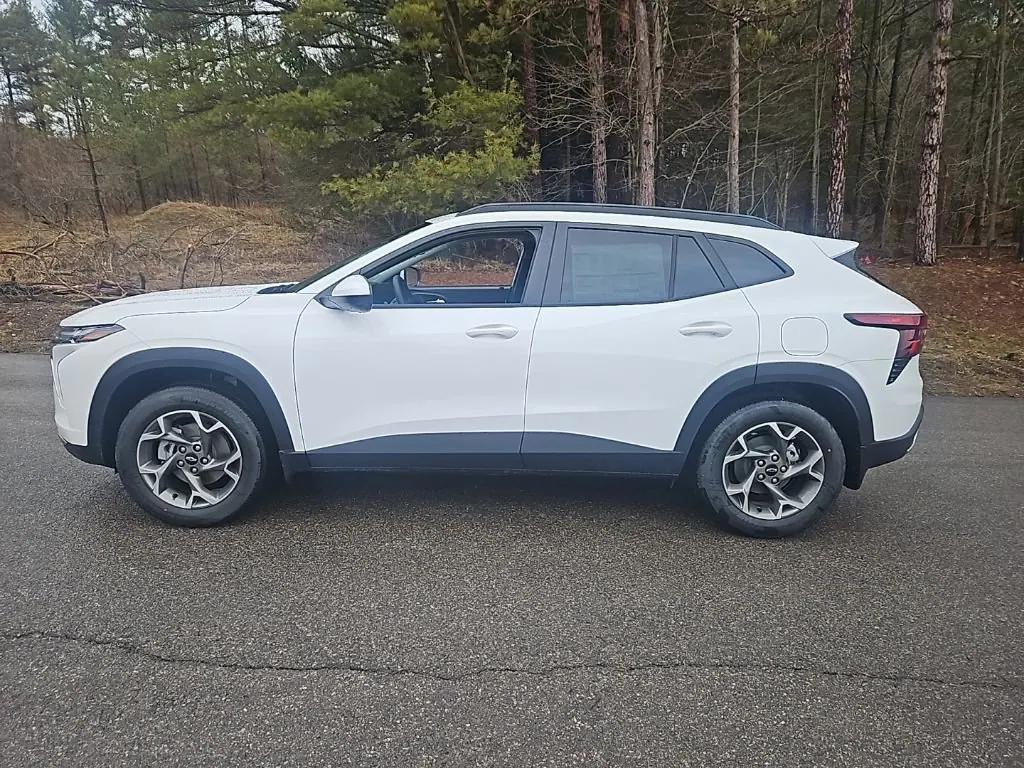 new 2026 Chevrolet Trax car, priced at $25,105