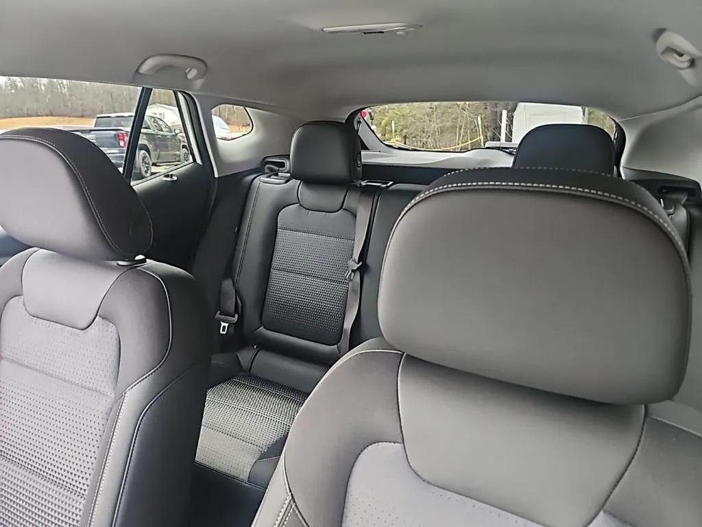 new 2026 Chevrolet Trax car, priced at $25,105