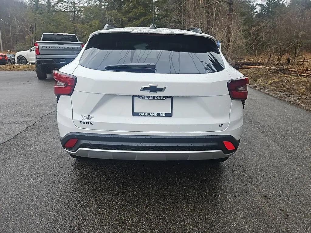 new 2026 Chevrolet Trax car, priced at $25,105