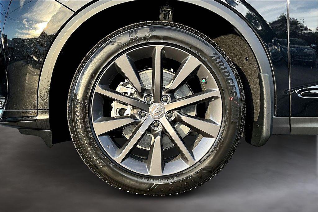 new 2026 Acura MDX car, priced at $64,450
