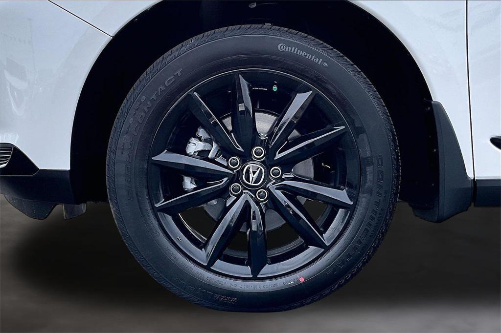 new 2026 Acura RDX car, priced at $47,150