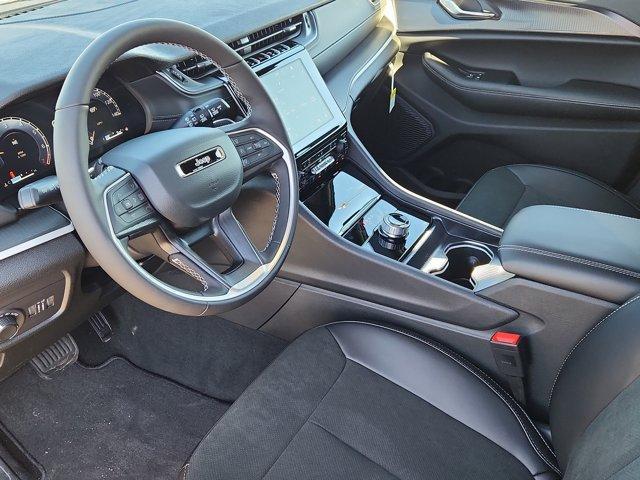 new 2025 Jeep Grand Cherokee car, priced at $48,375