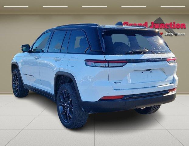 new 2025 Jeep Grand Cherokee car, priced at $54,135