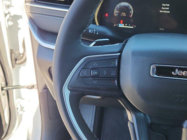 new 2025 Jeep Grand Cherokee car, priced at $47,780