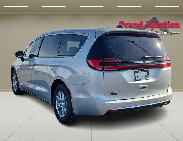 new 2026 Chrysler Pacifica car, priced at $46,360