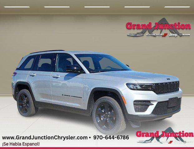 new 2025 Jeep Grand Cherokee car, priced at $49,370