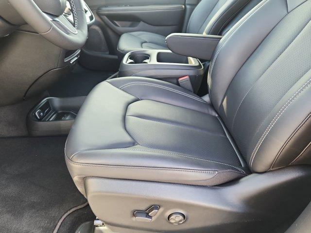 new 2026 Chrysler Pacifica car, priced at $46,360