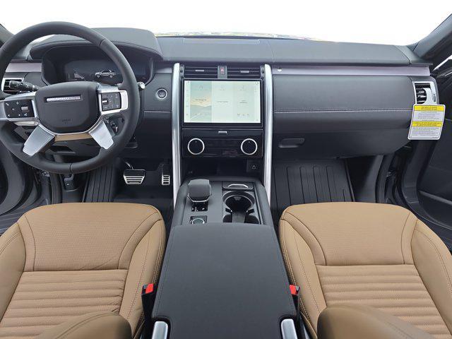 new 2025 Land Rover Discovery car, priced at $79,328