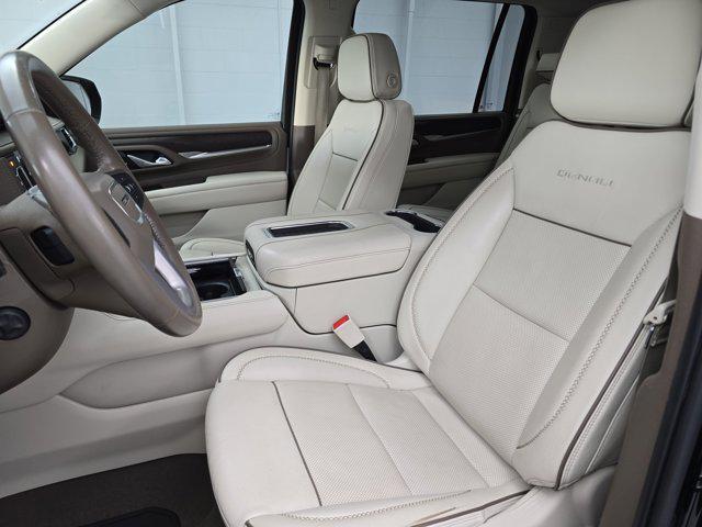 used 2022 GMC Yukon XL car, priced at $49,555
