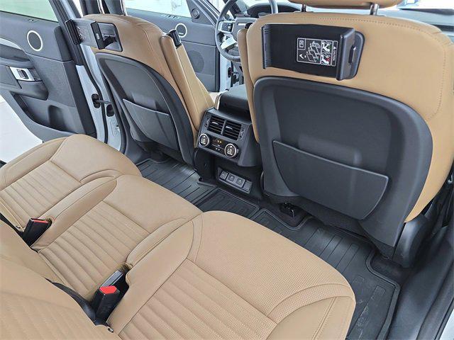 used 2025 Land Rover Discovery car, priced at $63,777