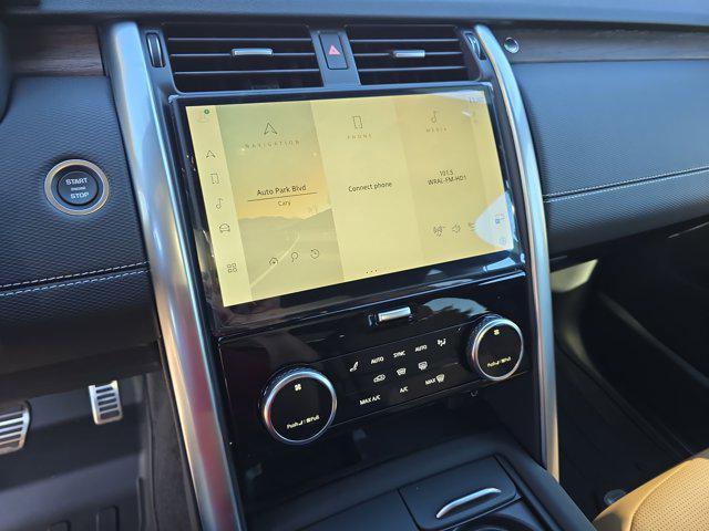 new 2026 Land Rover Discovery car, priced at $75,841