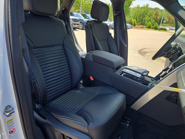new 2025 Land Rover Discovery car, priced at $73,238