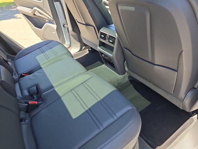 used 2020 Porsche Cayenne car, priced at $33,696
