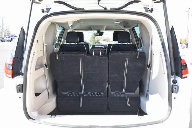 used 2022 Chrysler Pacifica car, priced at $23,196