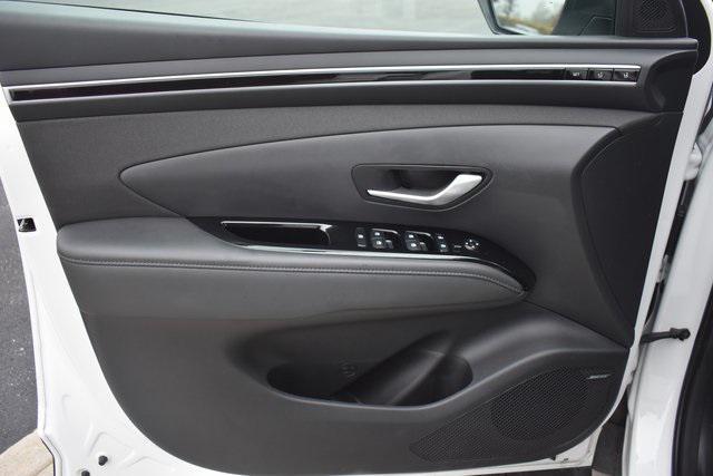 used 2024 Hyundai TUCSON Hybrid car, priced at $31,869