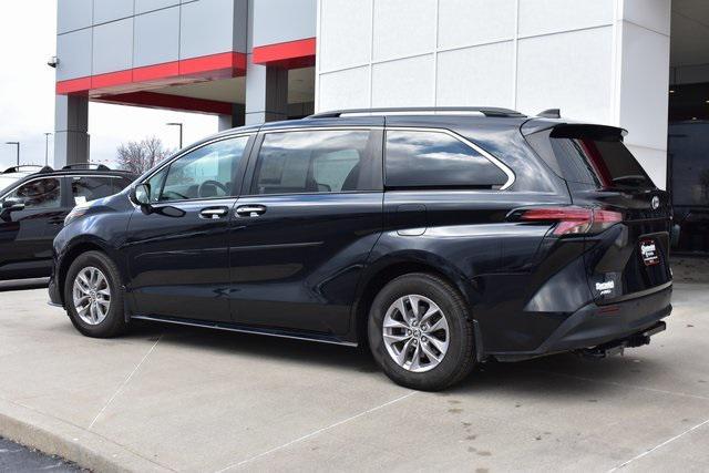 used 2022 Toyota Sienna car, priced at $33,700