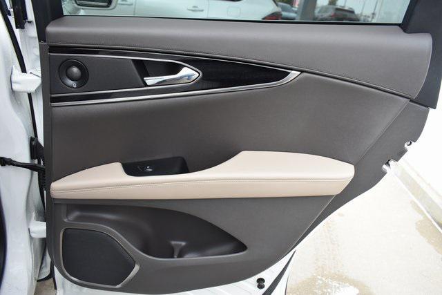 used 2022 Lincoln Nautilus car, priced at $33,876