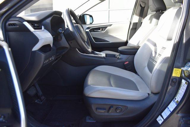 used 2020 Toyota RAV4 car, priced at $25,250