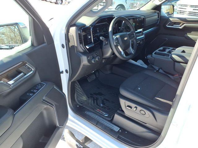 used 2024 Chevrolet Silverado 1500 car, priced at $40,990