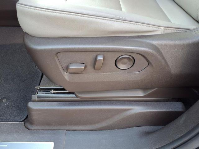used 2022 GMC Yukon car, priced at $45,990