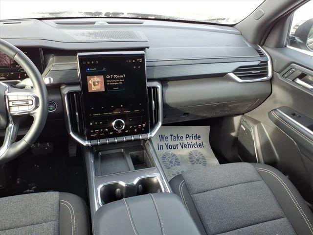 used 2025 GMC Acadia car, priced at $33,990