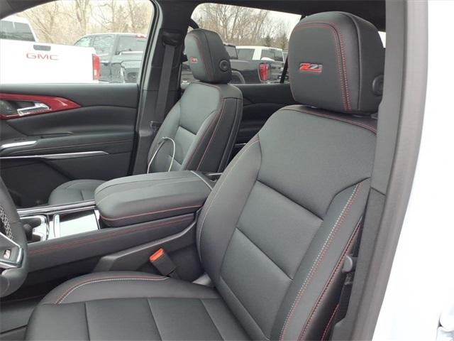 new 2026 Chevrolet Traverse car, priced at $55,624