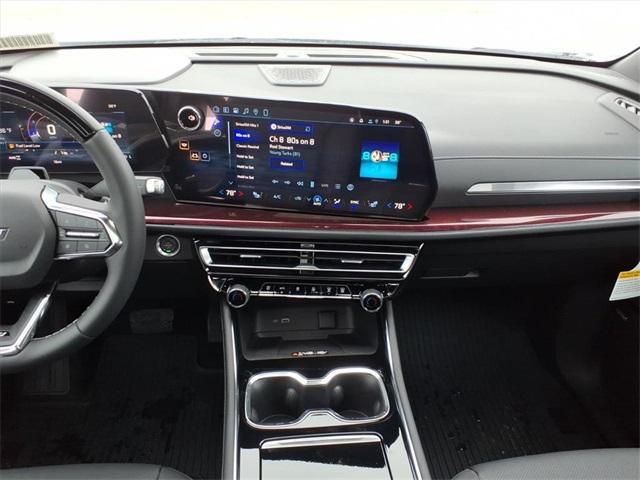 new 2026 Chevrolet Traverse car, priced at $55,624