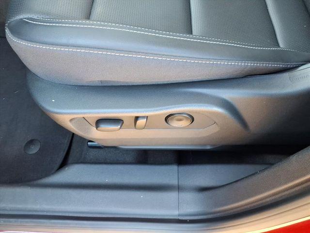 used 2025 Buick Envision car, priced at $27,990