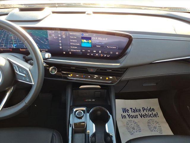 used 2025 Buick Envision car, priced at $27,990