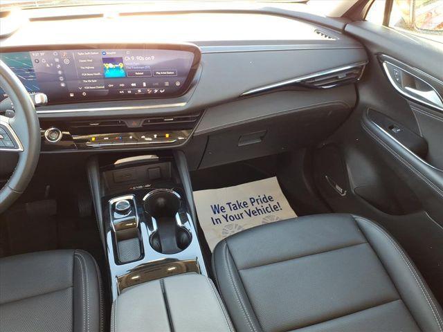 used 2025 Buick Envision car, priced at $27,990