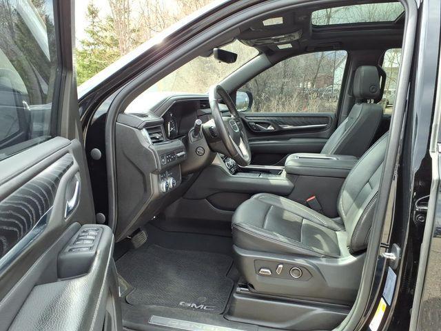 used 2021 GMC Yukon car, priced at $37,490