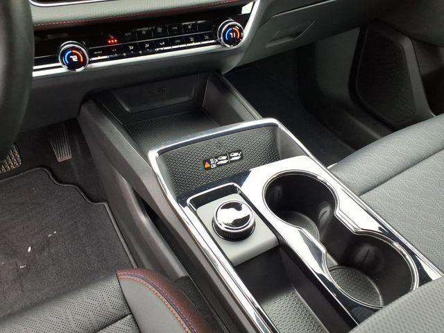 used 2025 Chevrolet Equinox car, priced at $30,990