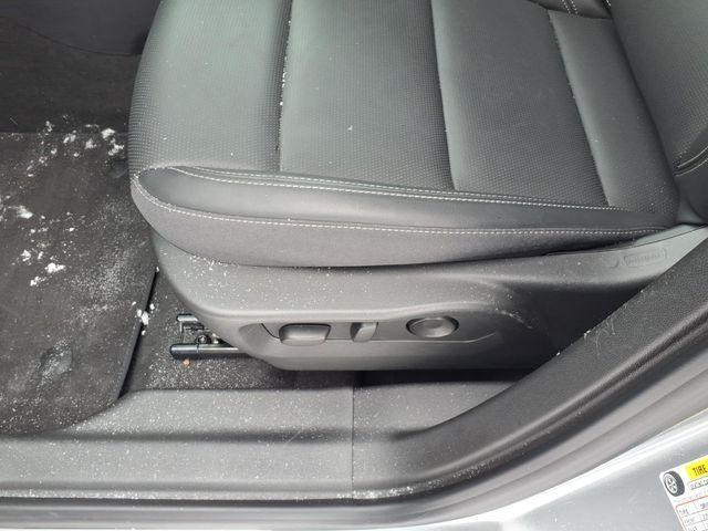 used 2025 Buick Envision car, priced at $27,990