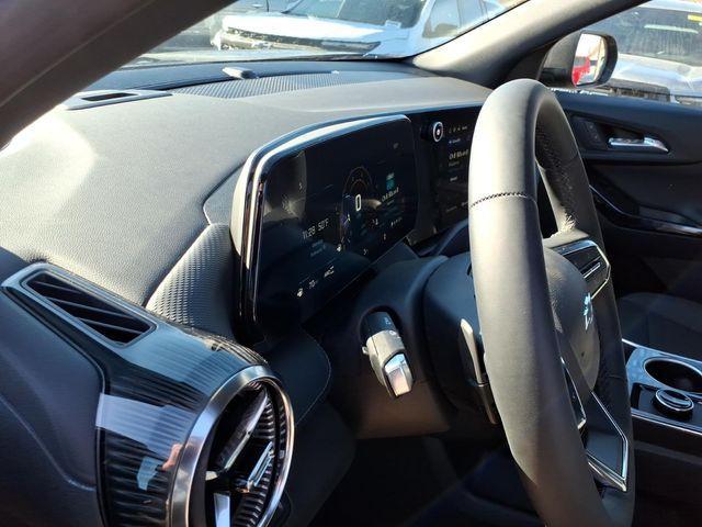 new 2026 Chevrolet Equinox car, priced at $32,915