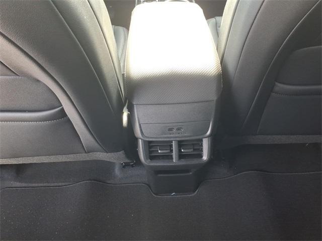 new 2026 Chevrolet Equinox car, priced at $32,040